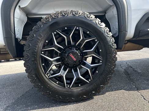 Used 2022 GMC Sierra 2500 Pro w/ Convenience Package image 18