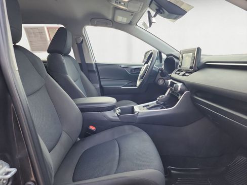 Certified 2022 Toyota RAV4 LE image 15