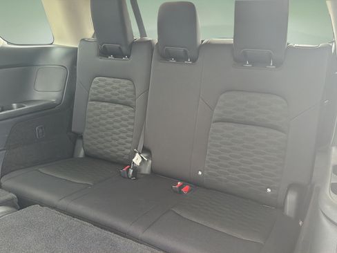 Certified 2024 Nissan Pathfinder SV AWD/4WD image 15