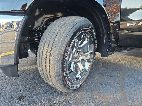 New 2026 RAM 1500 4x4 Crew Cab image 29