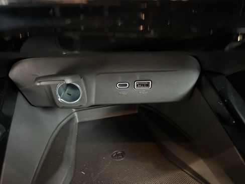 New 2026 Chevrolet Trax RS image 26