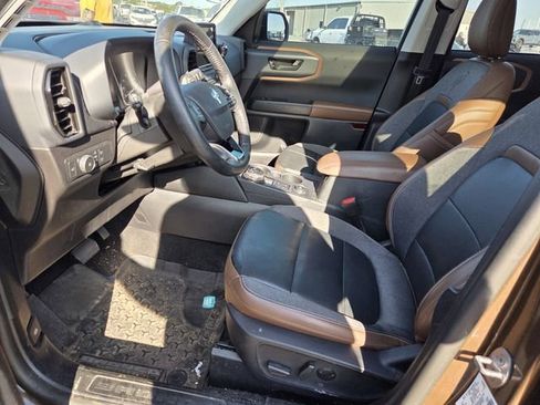 Certified 2022 Ford Bronco Sport Outer Banks w/ Tech Package AWD/4WD image 8