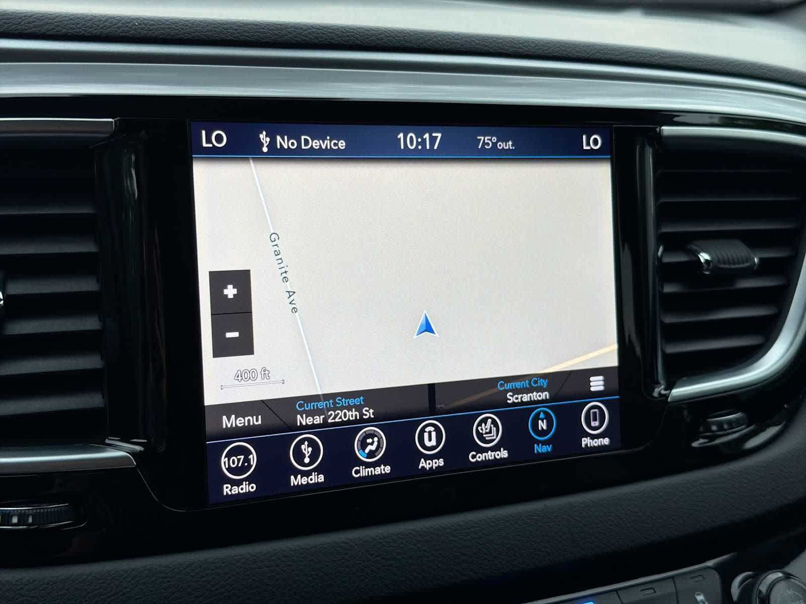 Used 2018 Chrysler Pacifica Touring-L Plus FWD image 23