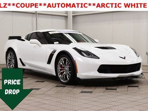 Used 2015 Chevrolet Corvette Z06 w/ 3LZ Preferred Equipment Group image 1