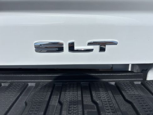 Used 2023 GMC Sierra 3500 SLE w/ SLE Convenience Package image 38