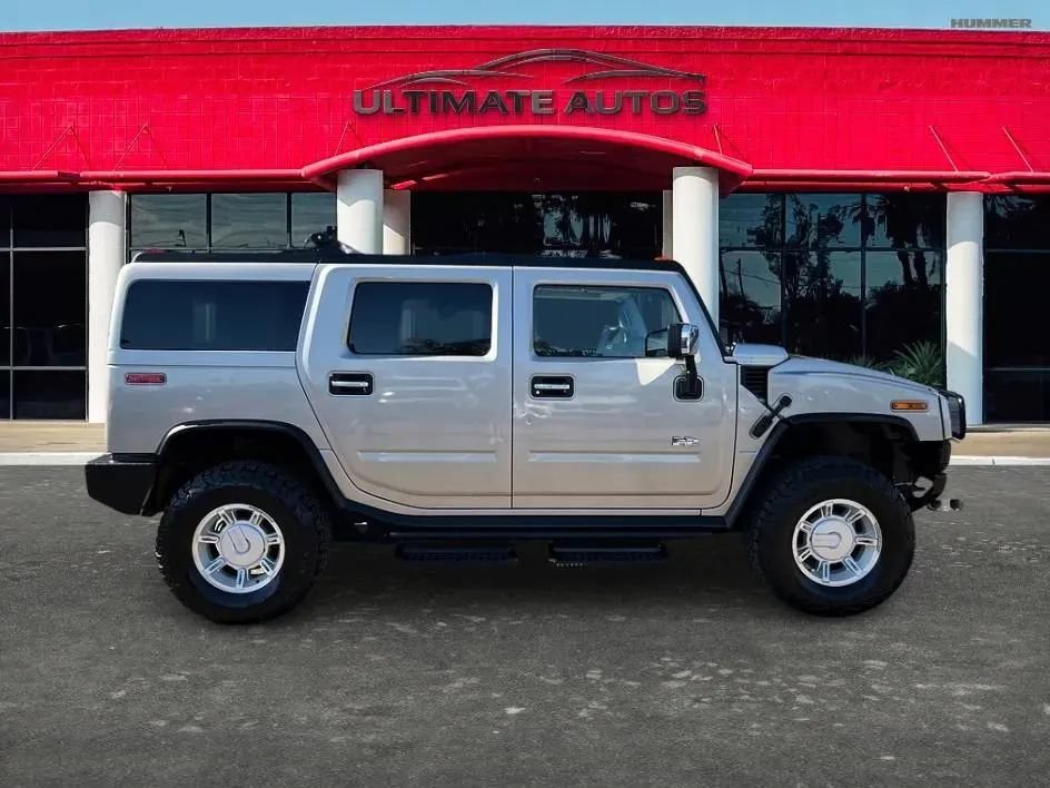 Used 2003 HUMMER H2 w/ Preferred Equipment Group AWD/4WD image 5