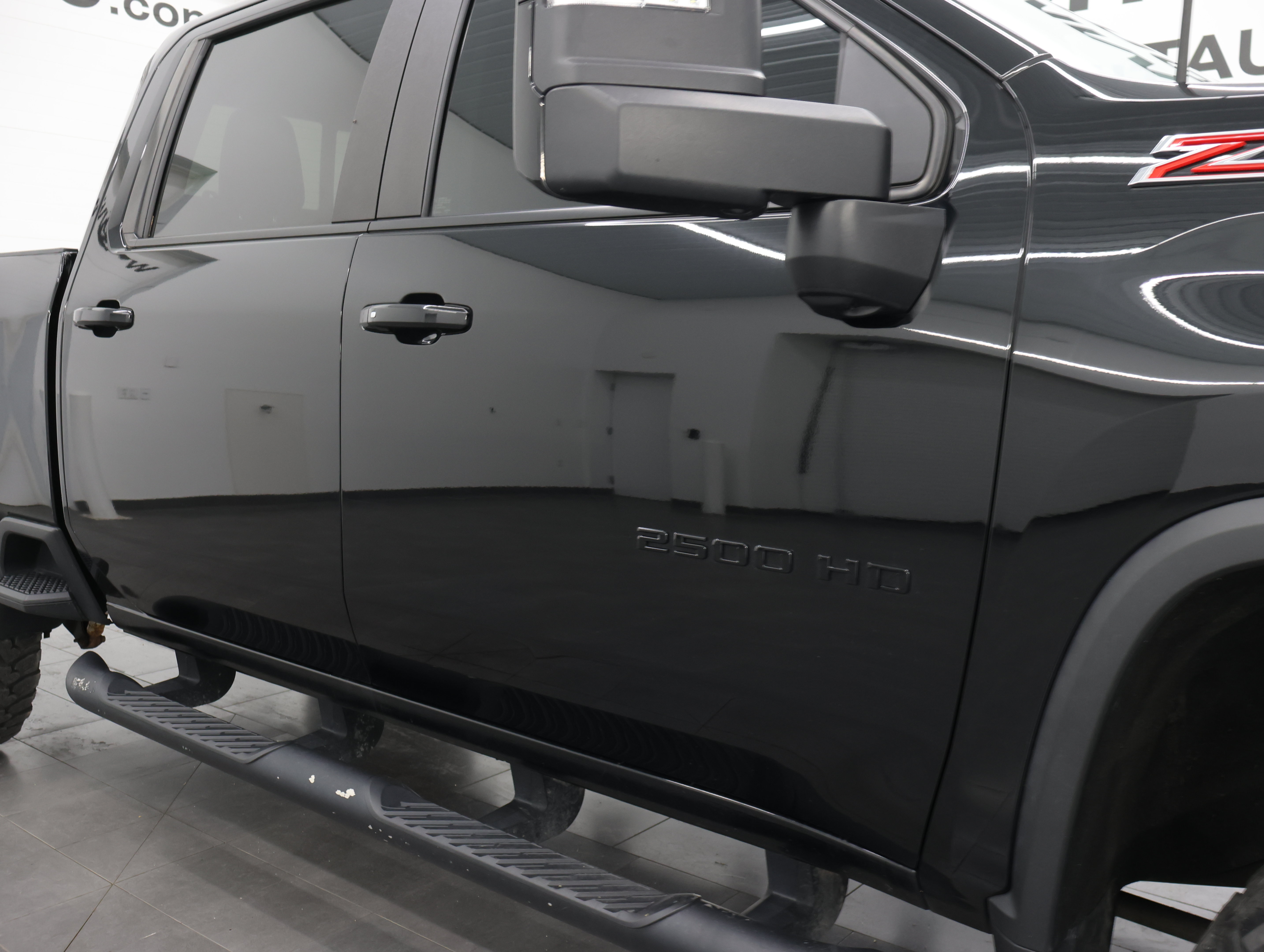 Used 2021 Chevrolet Silverado 2500 LT w/ Midnight Edition AWD/4WD image 23