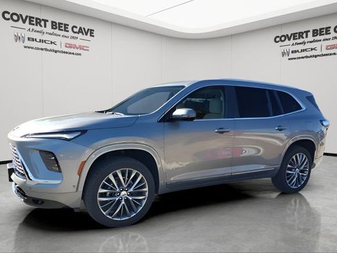 New 2026 Buick Enclave Avenir w/ Super Cruise Package image 4