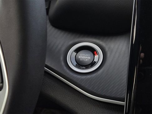 New 2025 Jeep Grand Cherokee L Altitude image 20