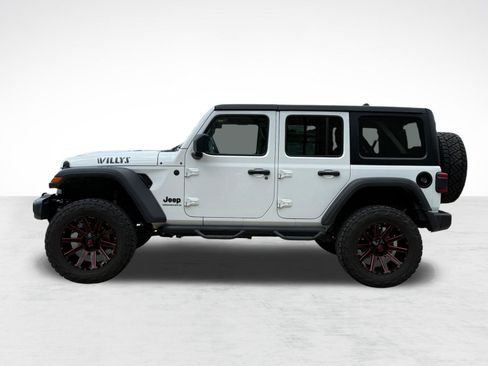 Used 2024 Jeep Wrangler Unlimited Sport AWD/4WD image 2