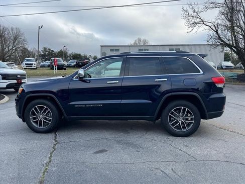 Used 2018 Jeep Grand Cherokee Limited image 6
