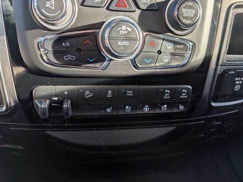 Used 2018 RAM 2500 Laramie w/ Sport Appearance Group image 26