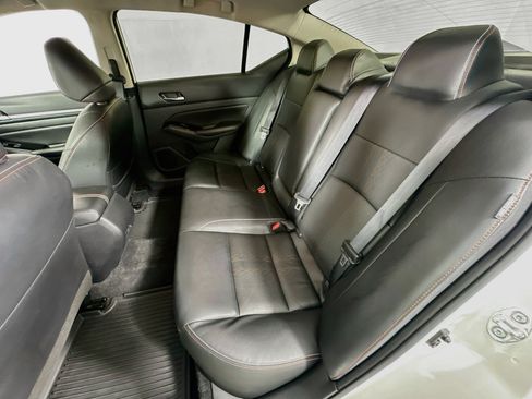 Used 2024 Nissan Altima 2.5 SR w/ SR Premium Package FWD image 25