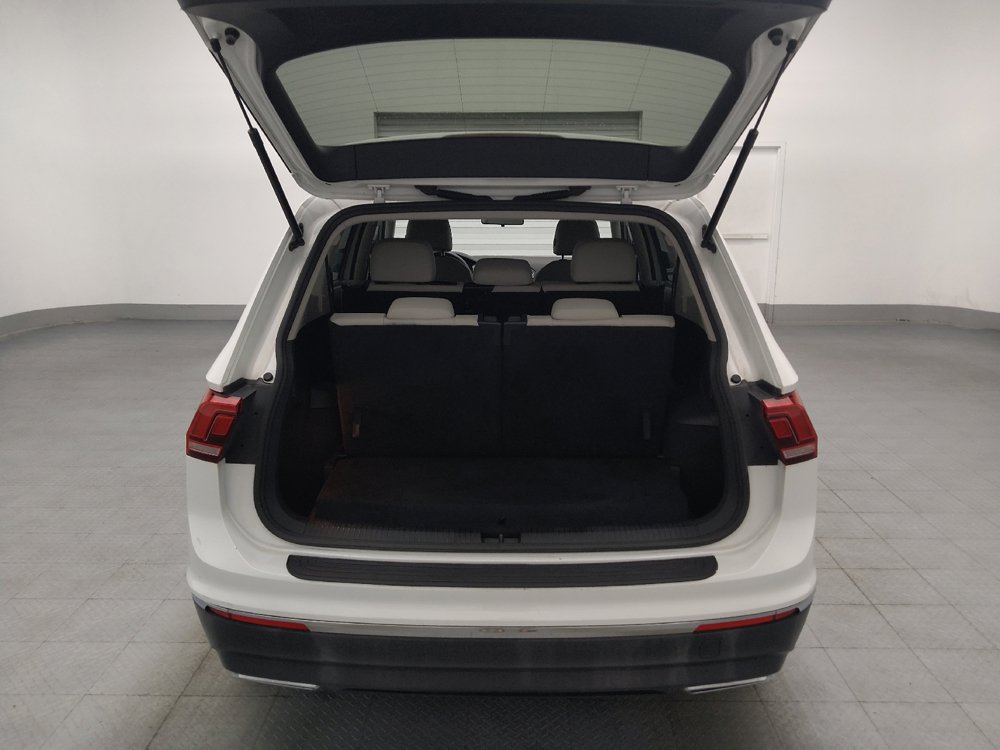 Used 2021 Volkswagen Tiguan SE FWD image 29