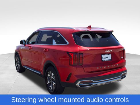 Used 2022 Kia Sorento S FWD image 7
