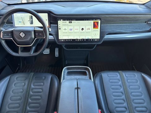 Used 2023 Rivian R1S Adventure image 4