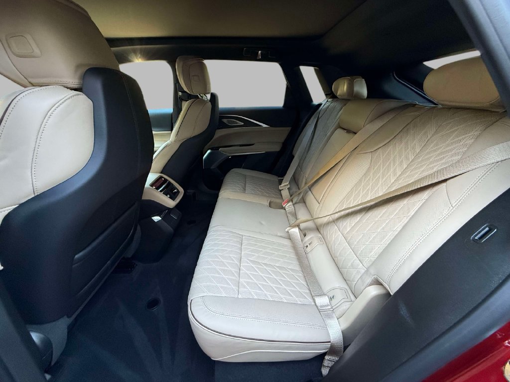 Used 2025 Cadillac Lyriq Sport w/ Nappa Leather Package AWD/4WD image 19