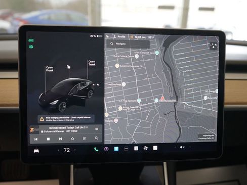 Used 2018 Tesla Model 3 Long Range image 5