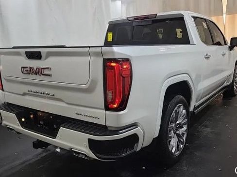 Used 2023 GMC Sierra 1500 Denali w/ Denali Reserve Package AWD/4WD image 2