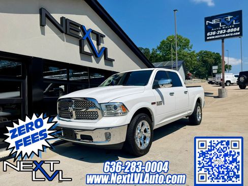 Used 2018 RAM 1500 Laramie w/ Convenience Group AWD/4WD image 1
