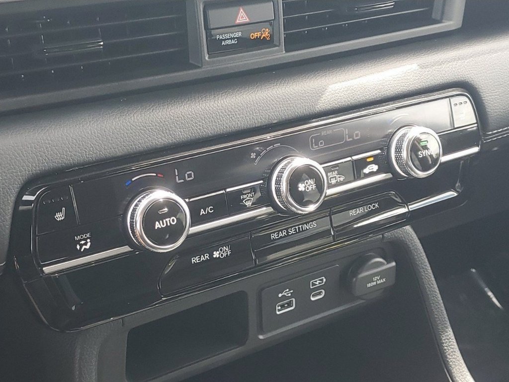 Used 2025 Honda Pilot Touring image 27