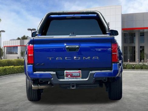 Used 2025 Toyota Tacoma TRD Sport AWD/4WD image 6