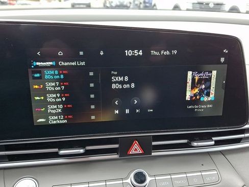 Used 2024 Hyundai Elantra SEL w/ Convenience Package image 18