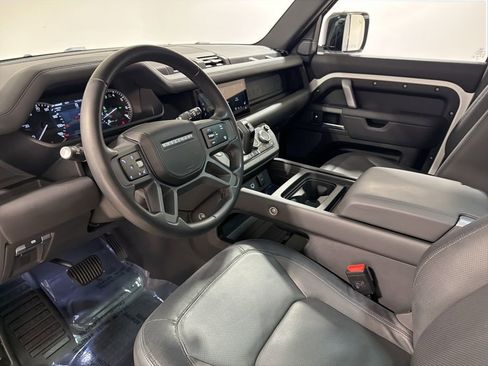 Used 2023 Land Rover Defender 110 X-Dynamic SE image 10