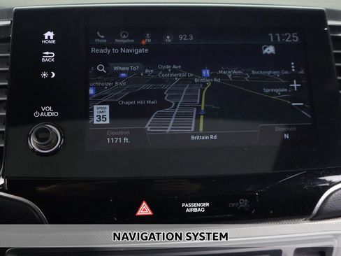 Used 2024 Honda Passport TrailSport image 3