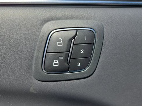 New 2026 Ford Mustang Mach-E Premium image 19