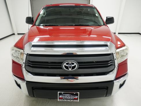 Used 2014 Toyota Tundra SR5 AWD/4WD image 2