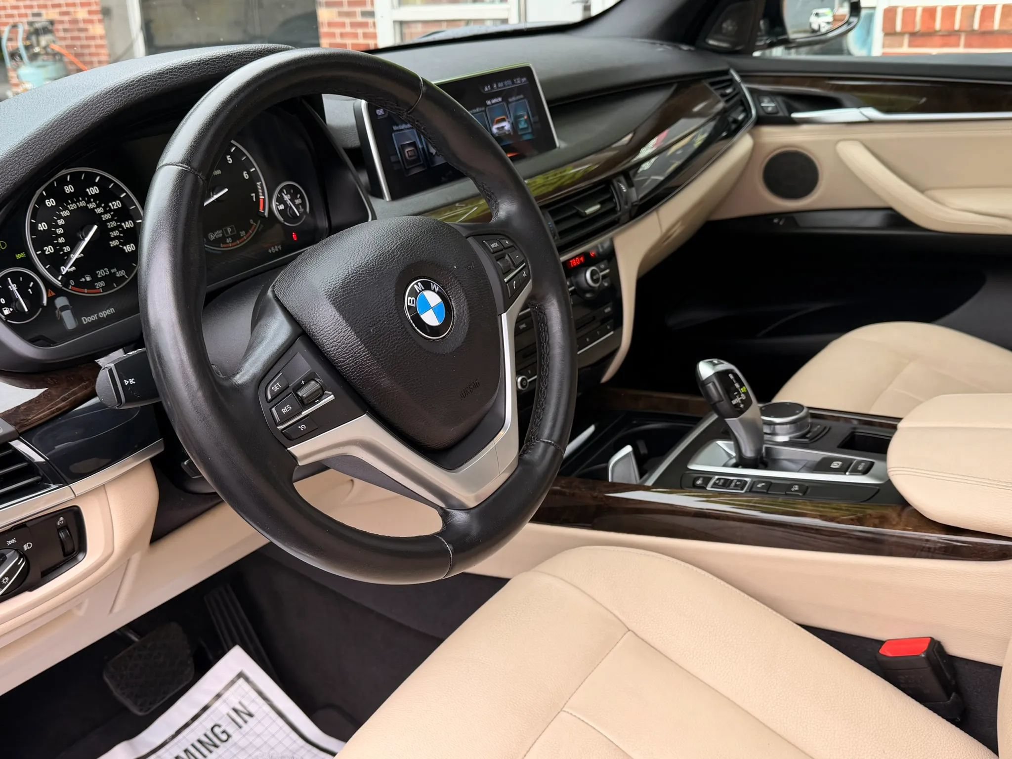 Used 2017 BMW X5 xDrive35i AWD/4WD image 9