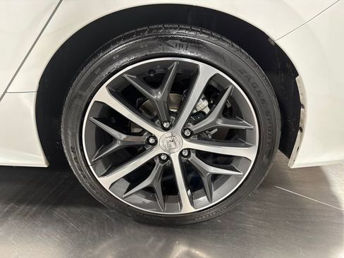 Certified 2024 Honda Civic Touring image 12