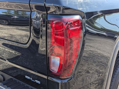 Used 2024 GMC Sierra 1500 SLE RWD image 38