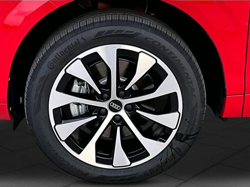 New 2026 Audi Q3 quattro 2.0T AWD/4WD image 11