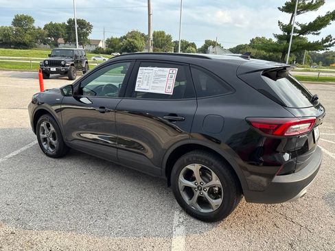 Used 2025 Ford Escape ST-Line Select AWD/4WD image 21