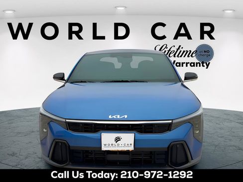 New 2025 Kia K4 GT-Line Turbo w/ GT-Line Sunroof Package FWD image 2