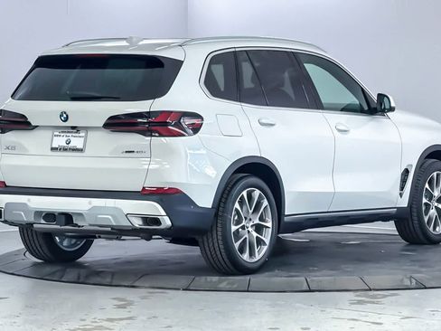 New 2026 BMW X5 xDrive40i w/ Climate Comfort Package AWD/4WD image 2