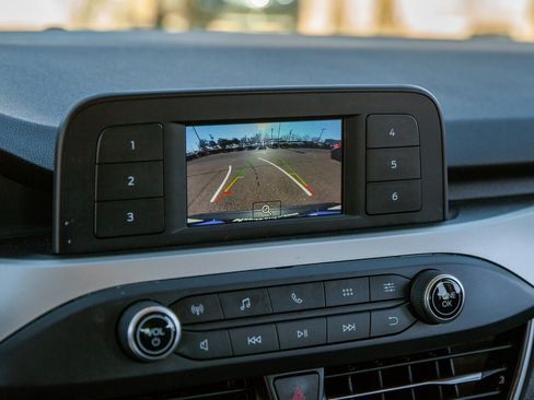 Used 2022 Ford Escape S image 15