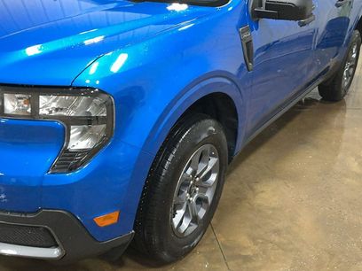 New 2025 Ford Maverick XLT w/ Equipment Group 302A