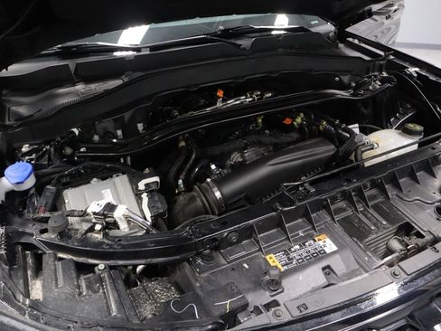 Certified 2025 Ford Explorer ST-Line w/ ST-Line Street Pack image 11