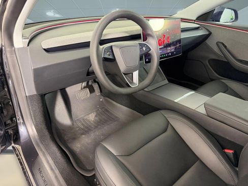 Used 2024 Tesla Model 3 image 4