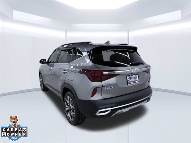 Used 2023 Kia Seltos SX w/ SX Sunroof Package AWD/4WD image 4
