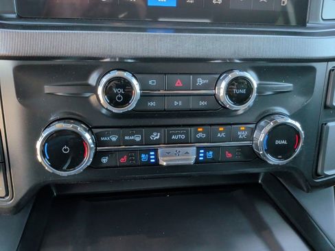 New 2026 Ford F250 Platinum image 30