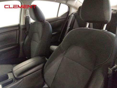 Used 2024 Nissan Sentra S image 27