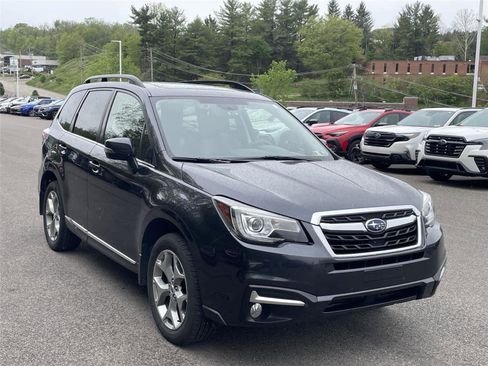 Used 2018 Subaru Forester 2.5i Touring AWD/4WD image 5