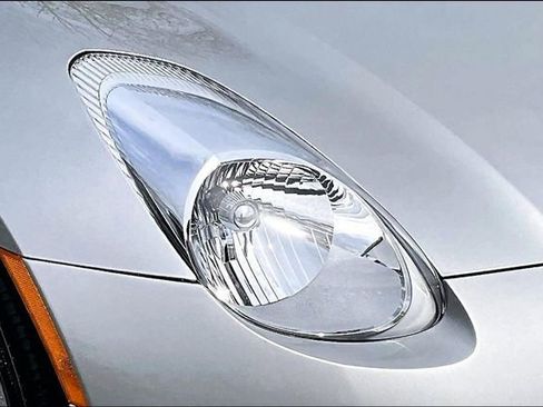 Used 2007 Pontiac Solstice Convertible w/ Premium Package image 24