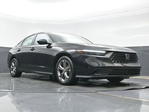 Used 2024 Honda Accord EX image 27