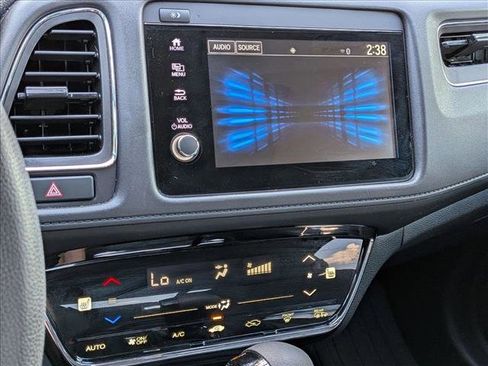 Used 2022 Honda HR-V EX image 7