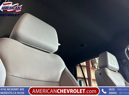 Used 2024 Chevrolet Tahoe LT AWD/4WD image 22